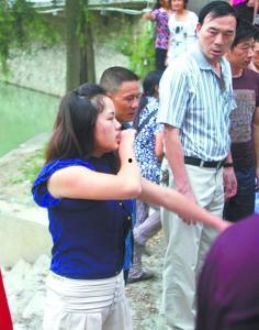 蓝衣女孩在线播放,探寻神秘传说，揭开在线播放之谜