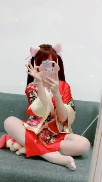 粉色的丝袜你能不能,粉色诱惑下的时尚演绎