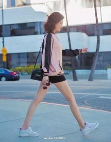女明星穿的跑鞋,女明星们的跑鞋穿搭指南
