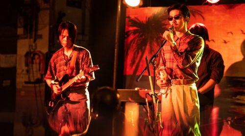 啄木鸟男丝袜电影,一场穿越性别界限的奇幻之旅