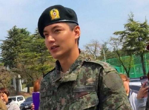 韩国明星当兵,荣耀与挑战并存