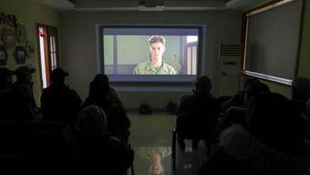 开会门口av,AV视角下的内部风云