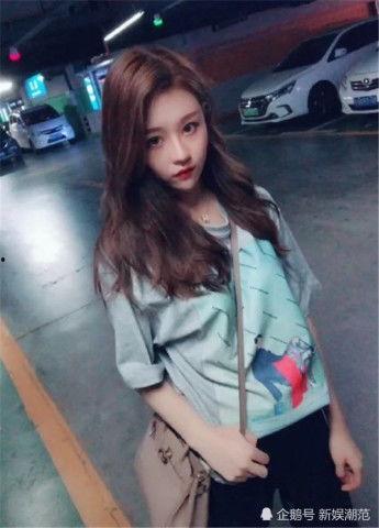 网红爱婷哥吃瓜图片,揭秘娱乐圈最新热点