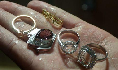 首饰倒模爆料视频大全,视频大全带你领略精湛工艺